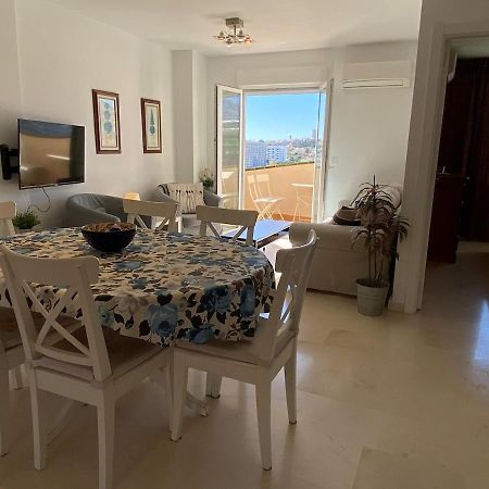 3 Bedroom Penthouse Close By Parque De La Paloma เบนัลมาเดนา ภายนอก รูปภาพ