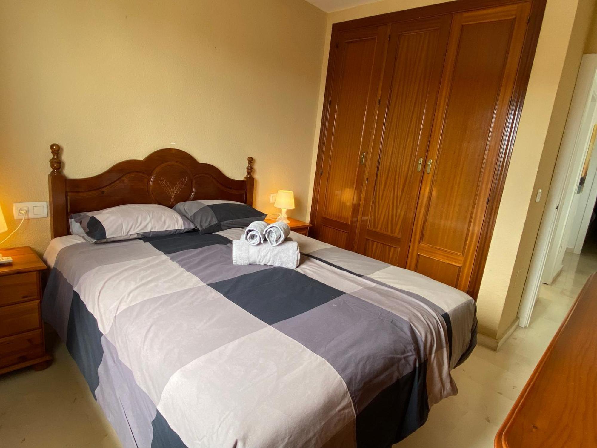 3 Bedroom Penthouse Close By Parque De La Paloma เบนัลมาเดนา ภายนอก รูปภาพ